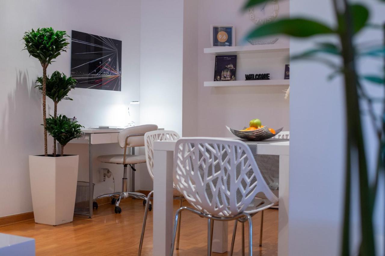 Belville Luxury Apartment Belgrado Buitenkant foto
